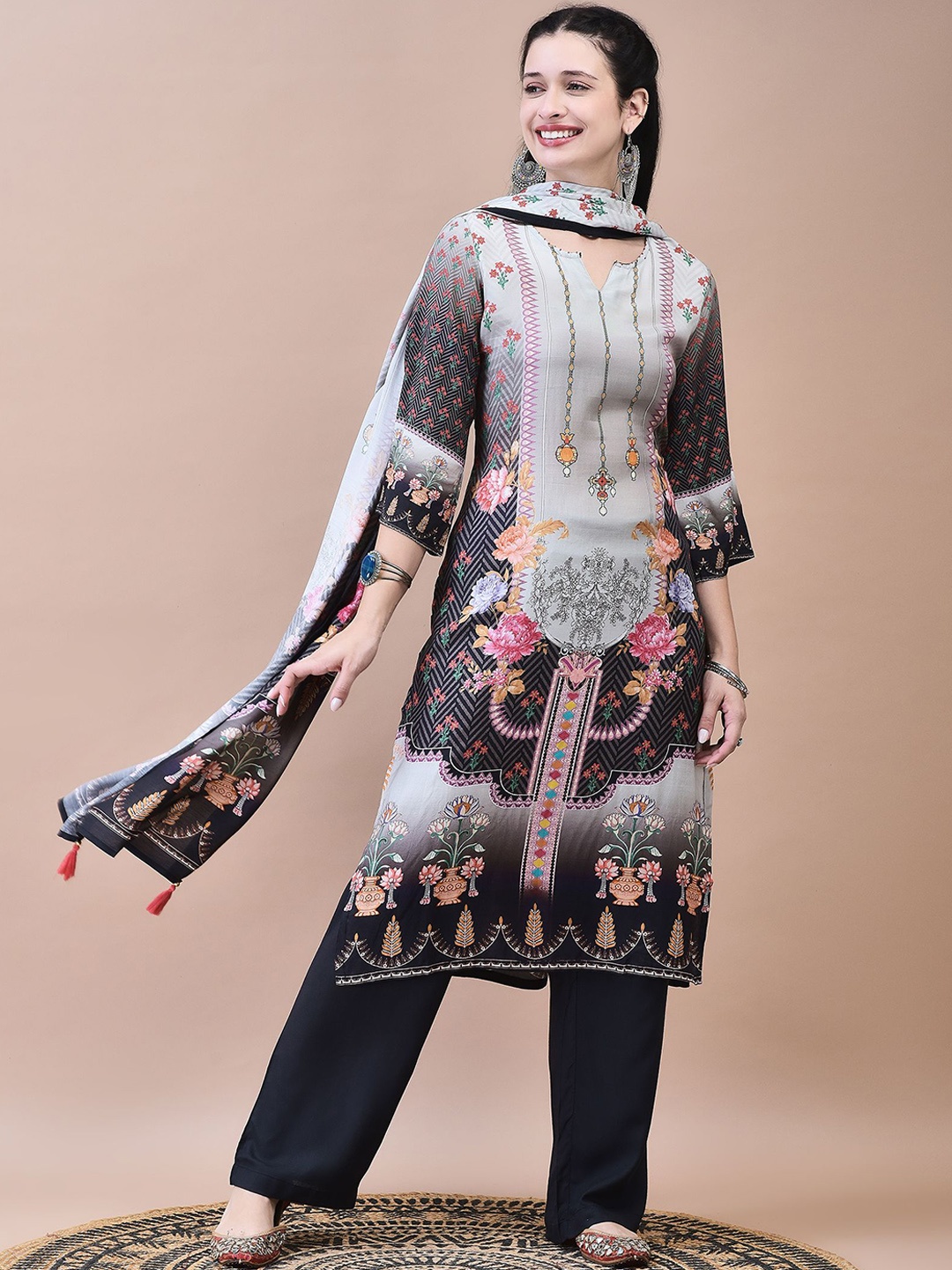 

Shree Floral Printed Round Neck Regular Liva Kurta With Trouser With Dupatta, Grey