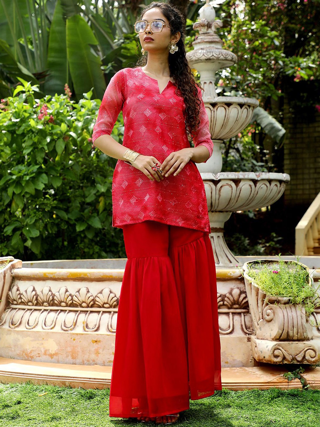 

QISSA Women Dyed Regular Sequinned Kurta with Palazzos & With Dupatta, Red