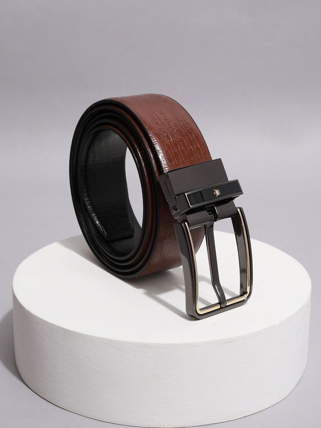 

Louis Philippe Men Textured Leather Reversible Formal Belt, Brown
