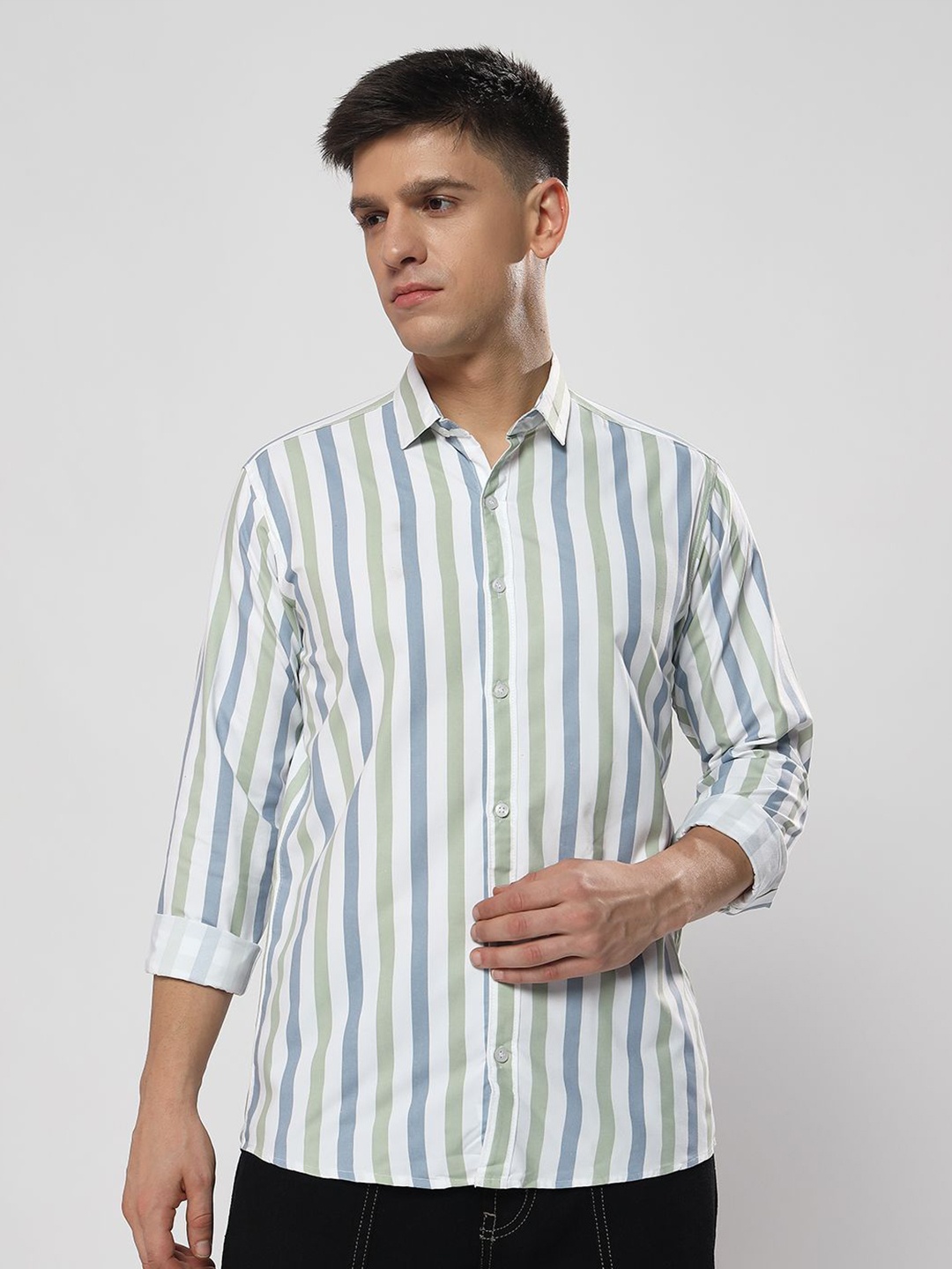 

YOUTH FIRST Men Premium Spread Collar Vertical Striped Casual Shirt, Blue