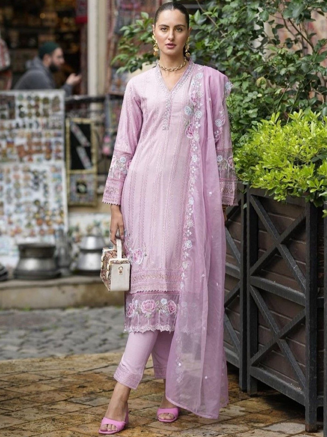 

AUTUMN LANE Floral Embroidered Pure Cotton Straight Kurta With Trouser & Dupatta, Purple