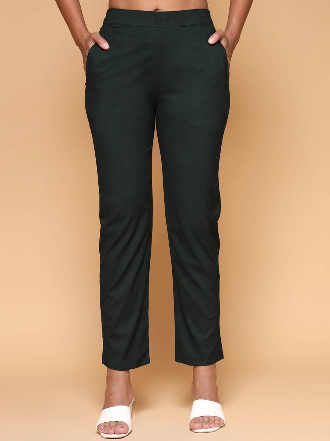

KATLINE Women Relaxed Straight Leg Regular Trousers, Green