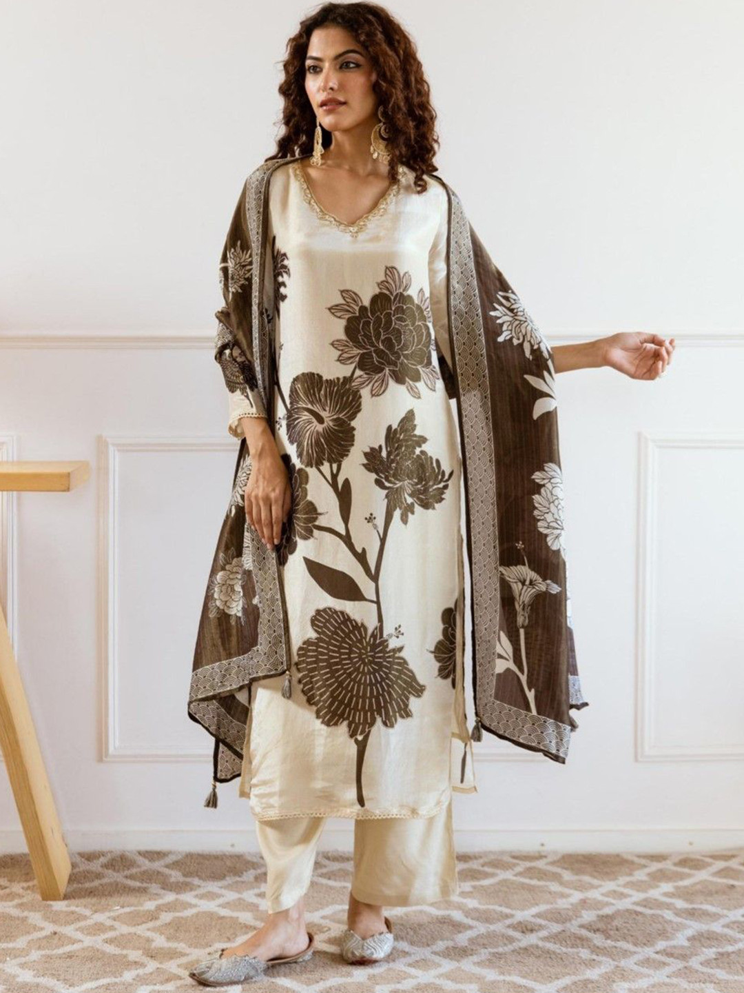 

AUTUMN LANE Floral Printed Regular Cotton Silk Straight Kurta with Trousers & Dupatta, Brown