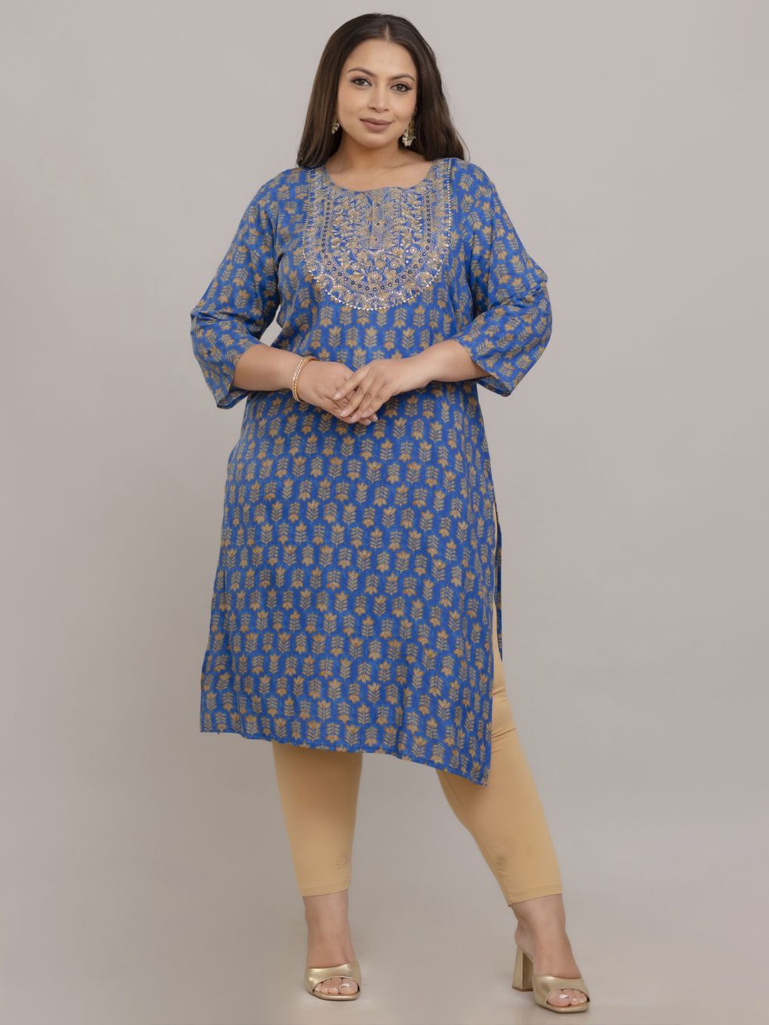 

Fashion Zest Women Plus Size Floral Printed Straight Kurta, Blue