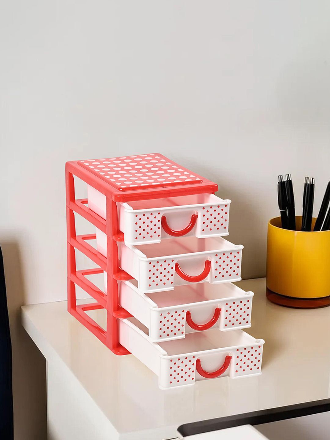 

Kuber Industries White & Red Printed Reusable Desk Organiser