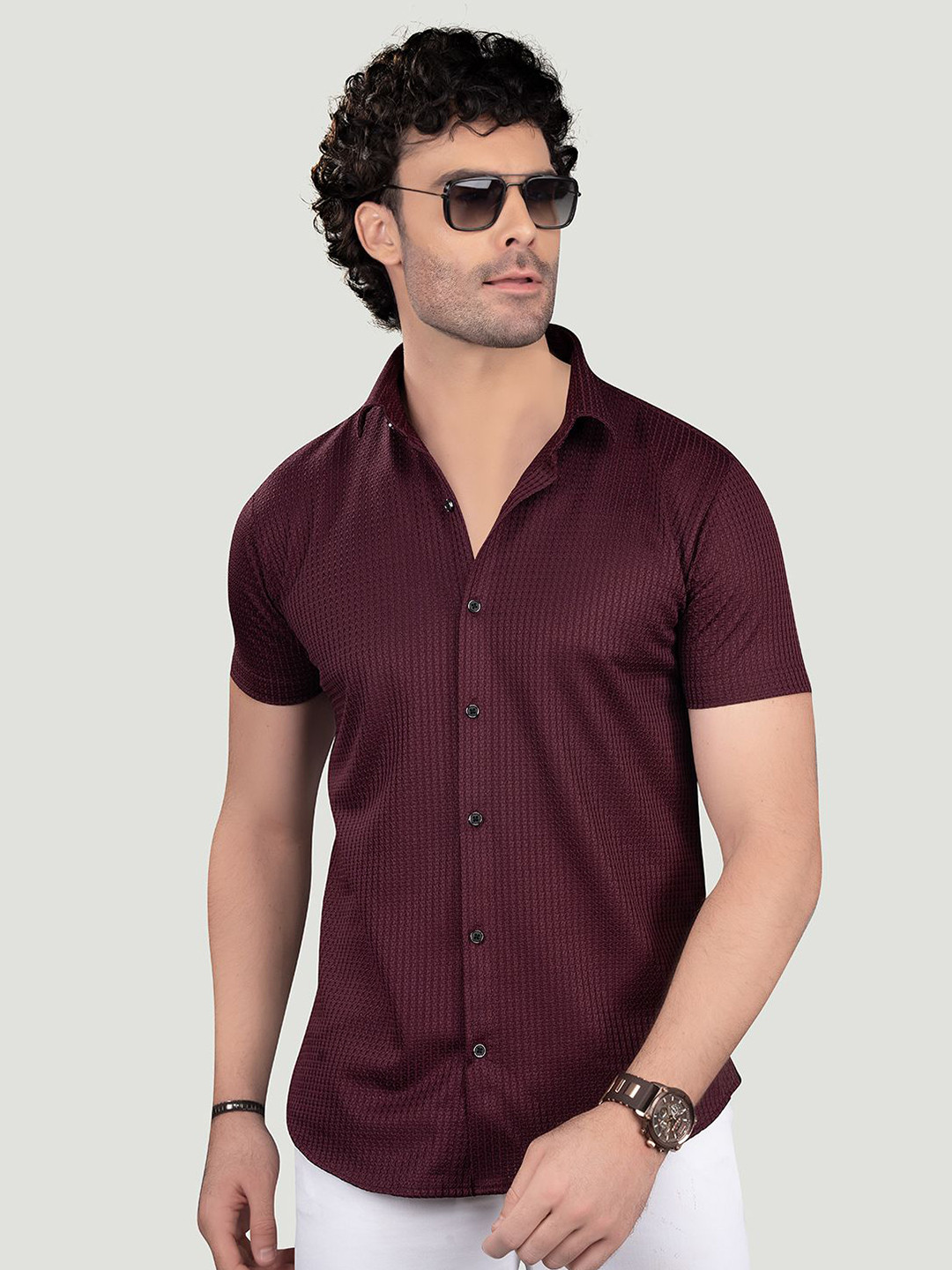 

ALMATY Men Comfort Spread Collar Textured Solid Cotton Slim Fit Casual Shirt, Maroon