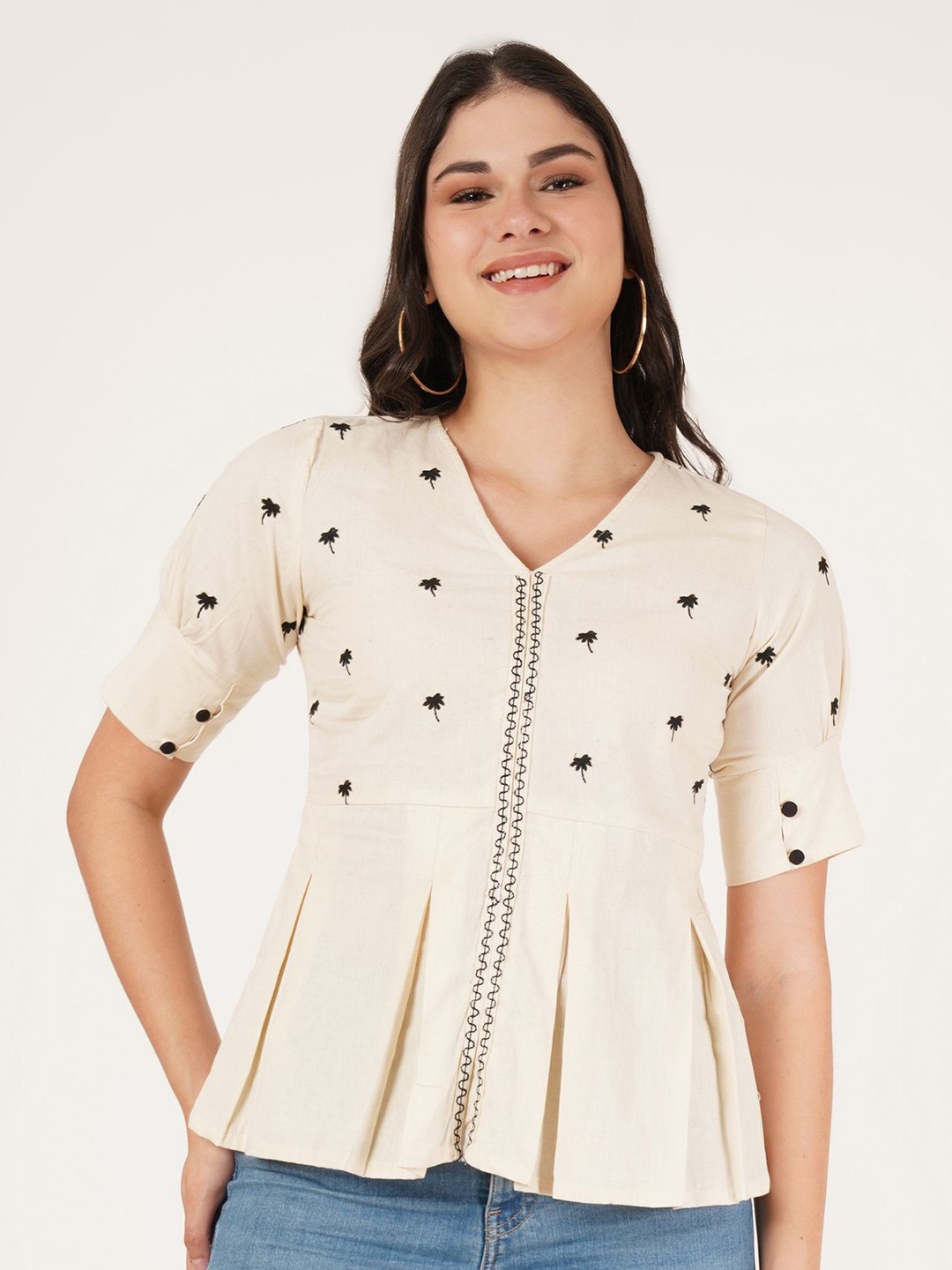 

Brownverse Women Embroidered Cotton Top, Off white