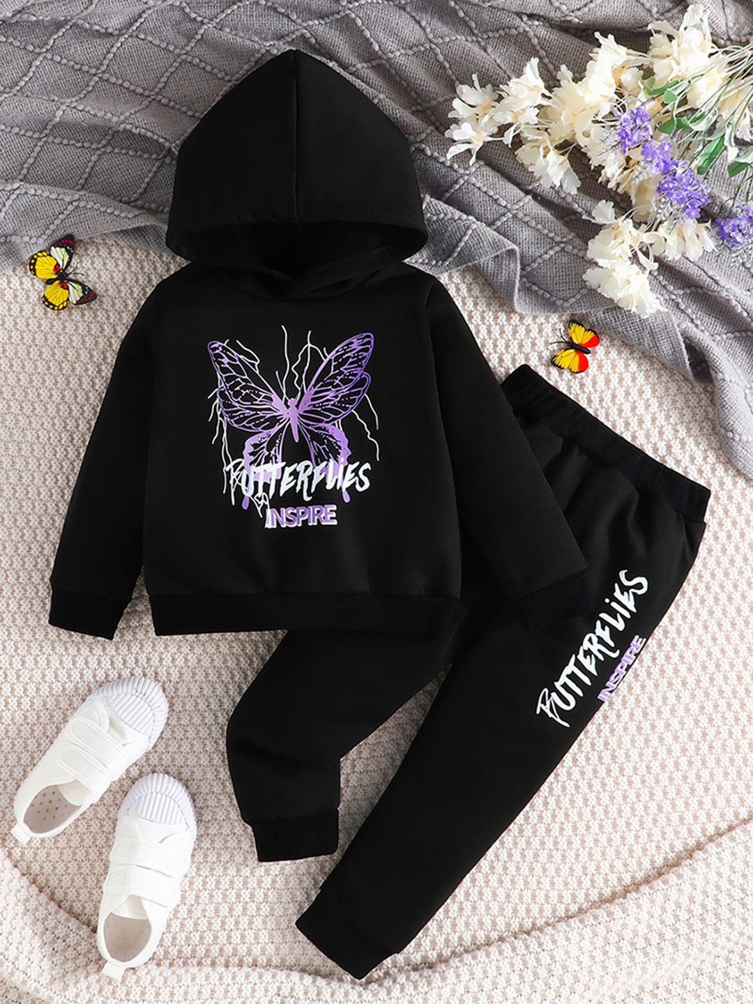 

INCLUD Girls Printed Hooded Long Sleeves Sweatshirt With Jogger, Black