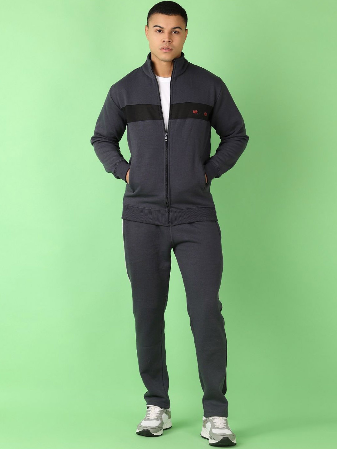 

V-Mart Men Colourblocked Mid-Rise Tracksuits, Grey