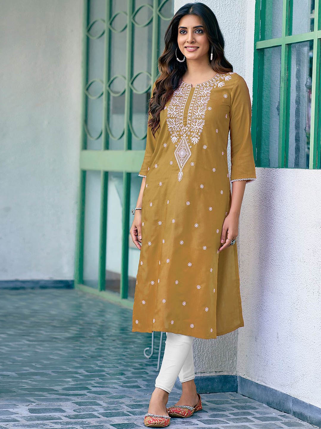 

KALINI Ethnic Motifs Embroidered Round Neck Chikankari Straight Kurta, Mustard