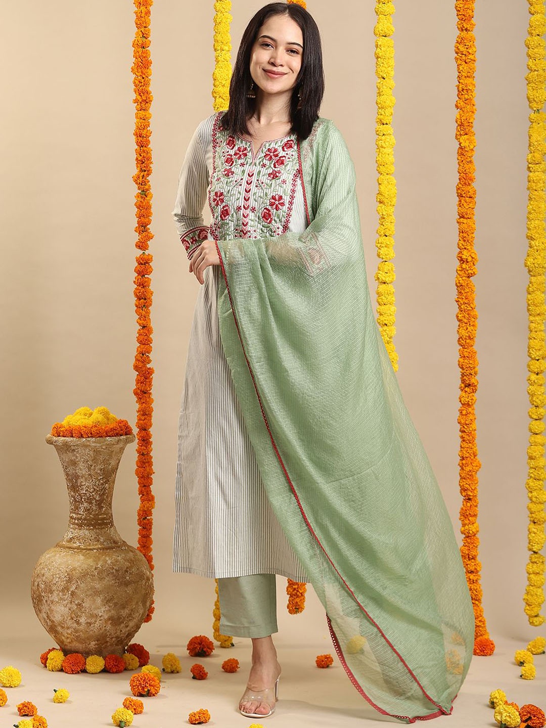 

GoSriKi Floral Embroidered Thread Work Straight Kurta With Trousers & Dupatta, Green