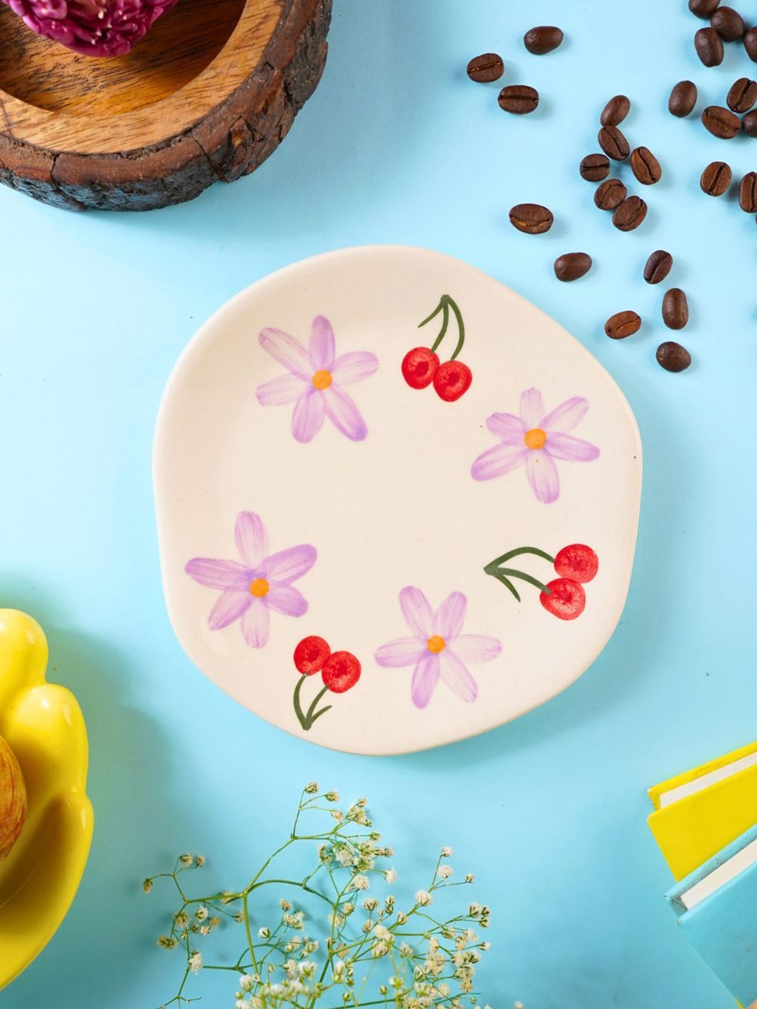 

WEAVING HOMES White & Pink Floral Printed Ceramic Dessert Plate