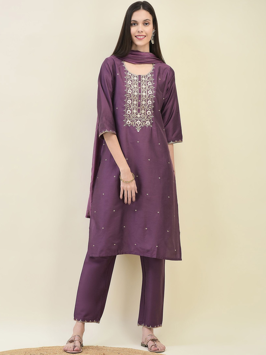 

Shree Floral Embroidered Regular Straight Kurta With Trouser With Dupatta, Purple