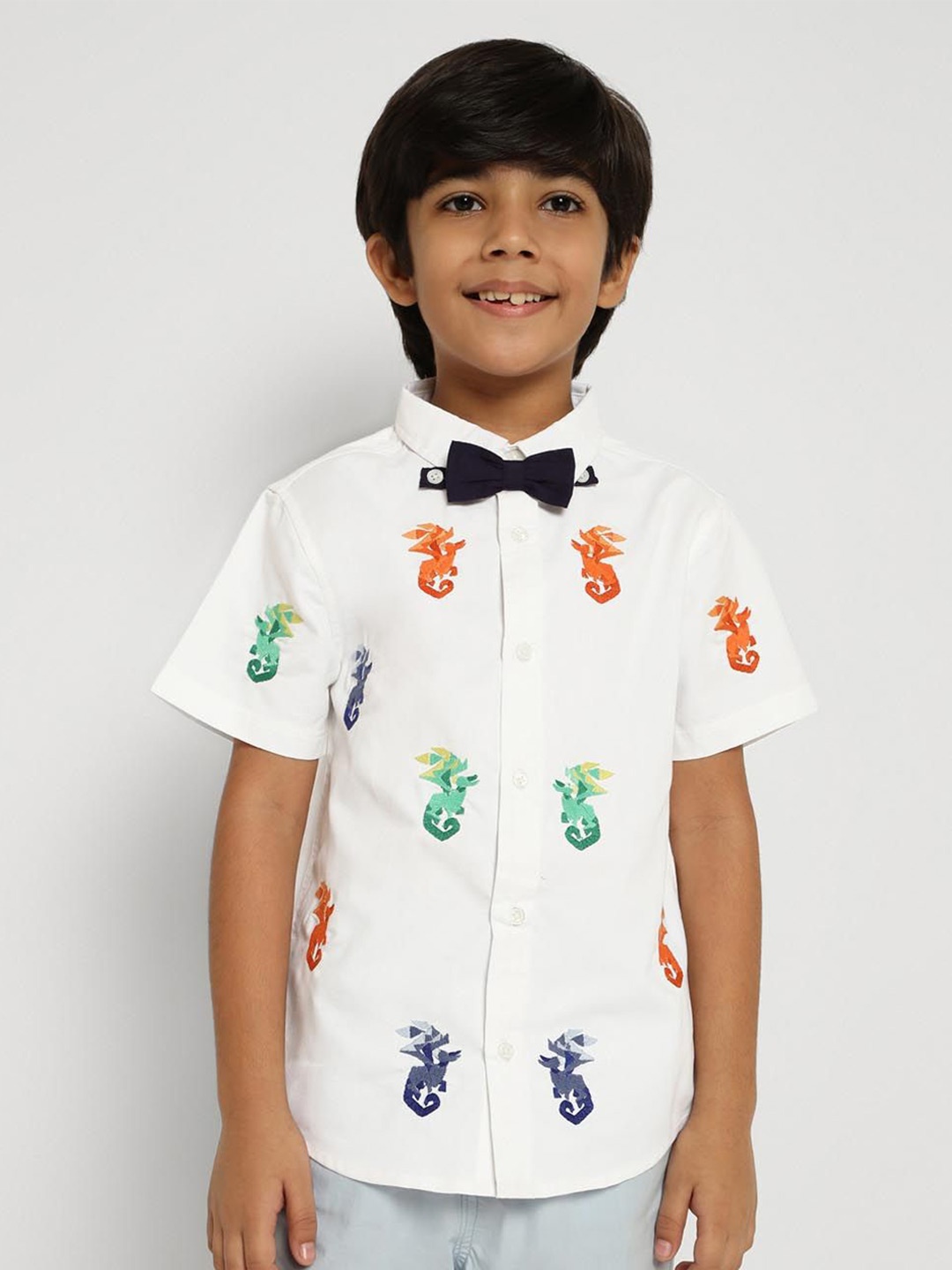 

Somersault Boys Spread Collar Conversational Printed Cotton Casual Shirt, White