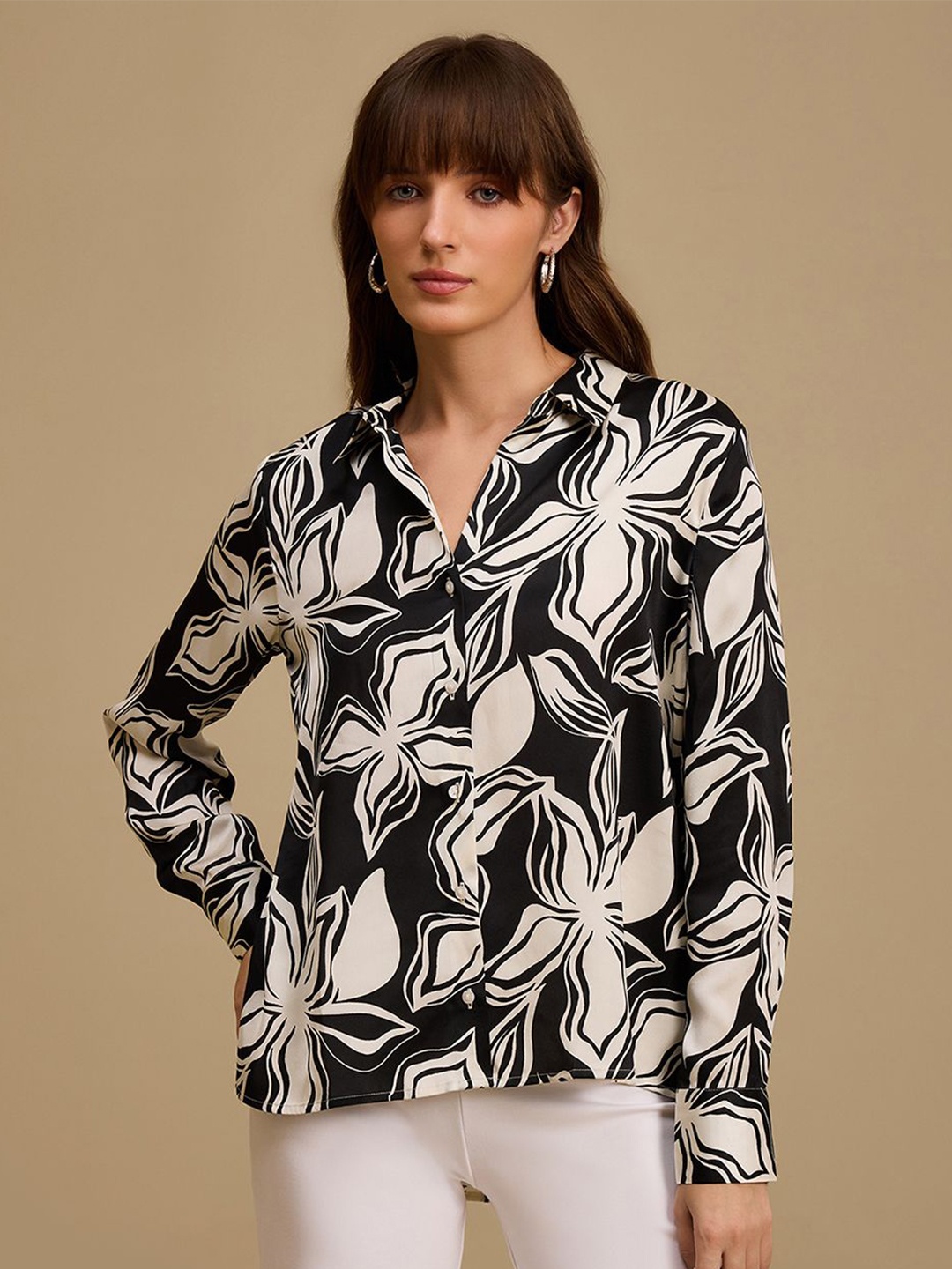 

Kazo Women Classic Spread Collar Floral Printed Relaxed Fit Casual Shirt, Black
