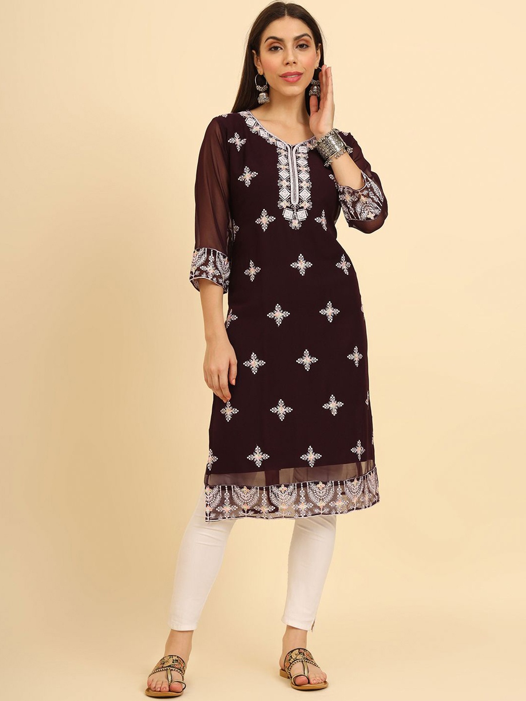 

HERE&NOW Floral Embroidered Georgette Straight Kurta, Purple