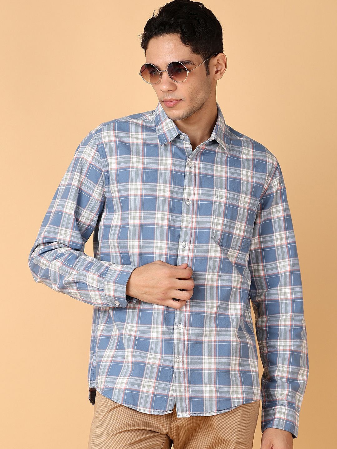

V-Mart Men Spread Collar Tartan Checked Cotton Casual Shirt, Blue