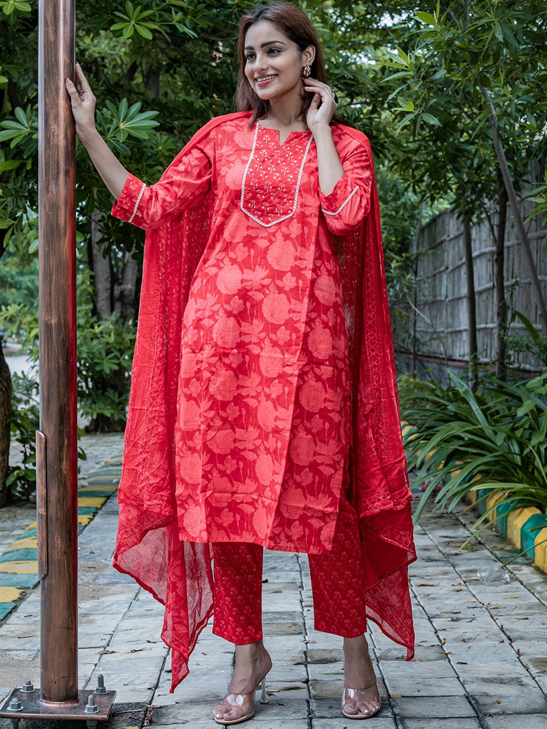 

Angvarnika Floral Printed Mirror Work Pure Cotton Straight Kurta with Trousers & Dupatta, Red