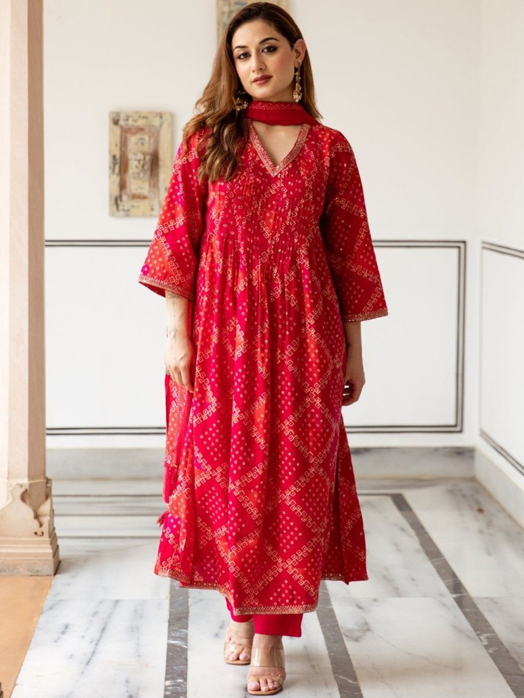 

AUTUMN LANE Geometric Printed Regular Pure Cotton Anarkali Kurta with Trousers & Dupatta, Maroon