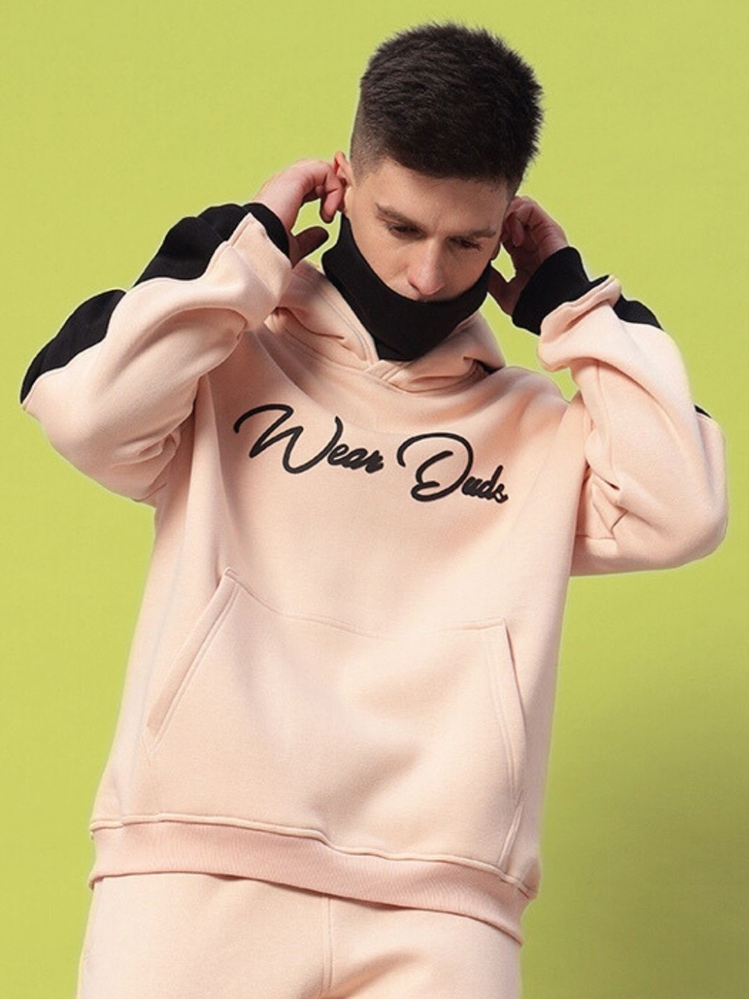 

WEARDUDS Men Colourblocked Printed Sweatshirt, Beige