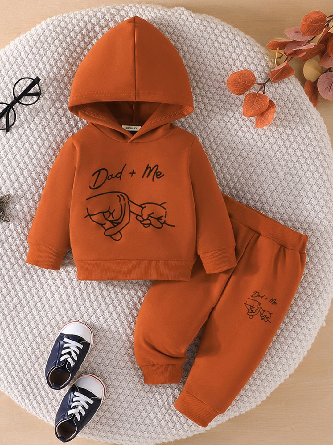 

INCLUD Boys Printed Hooded Long Sleeves Sweatshirt With Jogger, Brown
