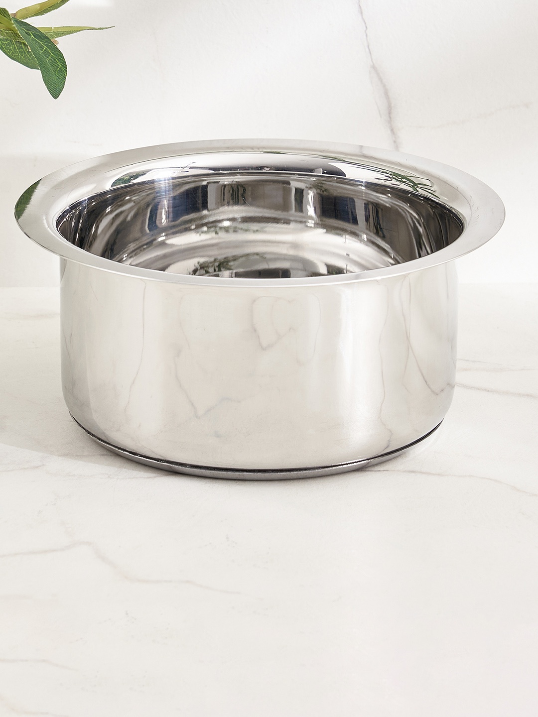 

Home Centre Corsica Aresco Centre Stainless Steel Tope - 1L, Silver