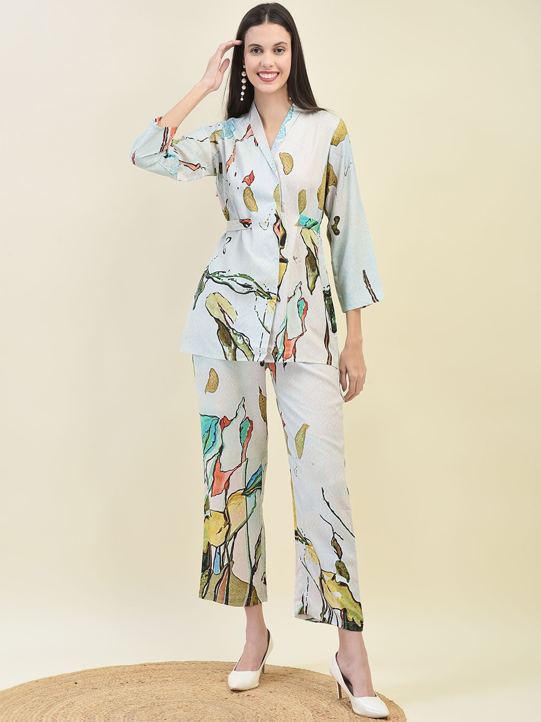 

Shree Abstract Printed V-Neck Three Quarter Sleeve Top With Trouser, Grey
