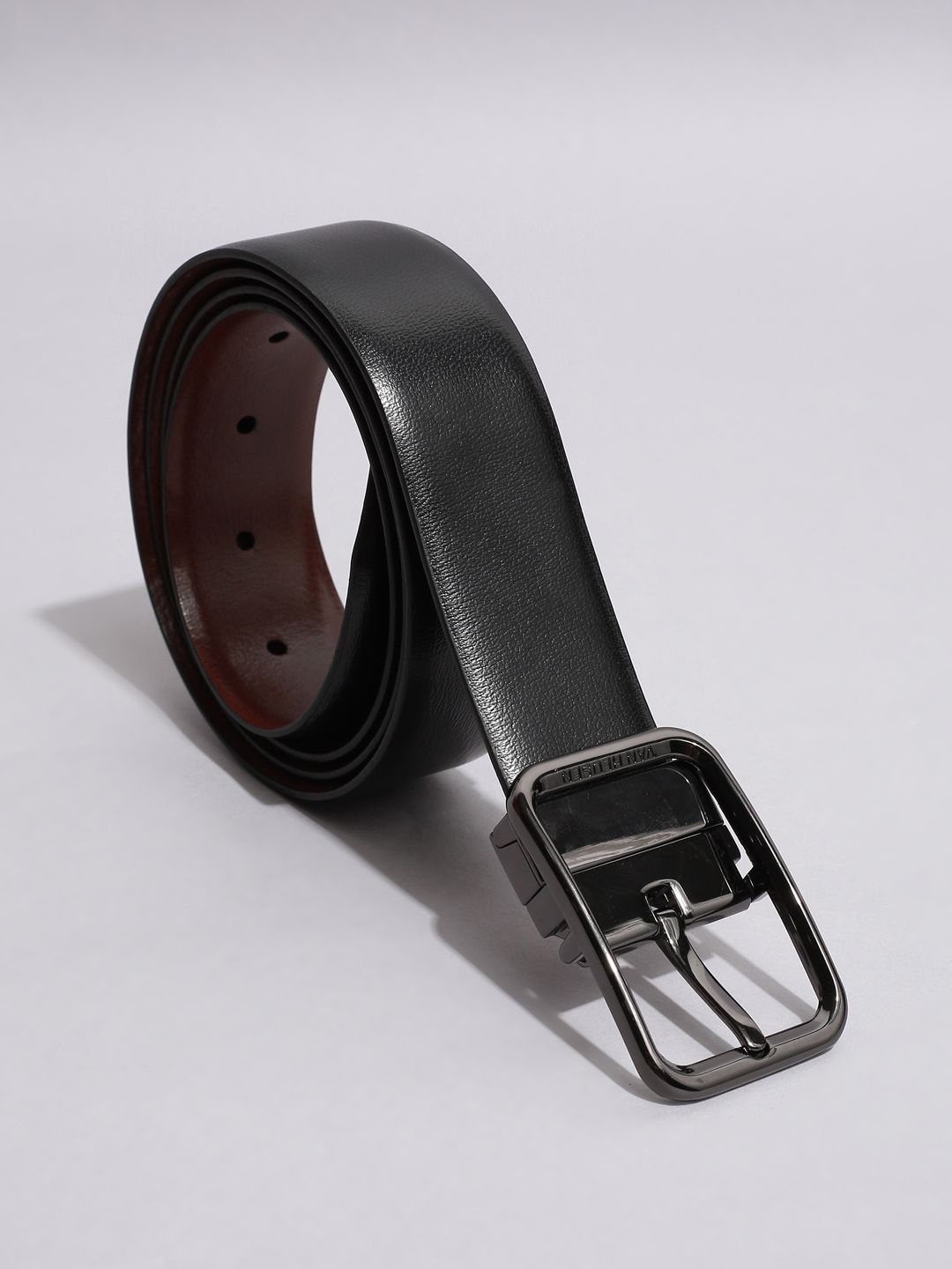 

Van Heusen Men Textured Leather Reversible Formal Belt, Black