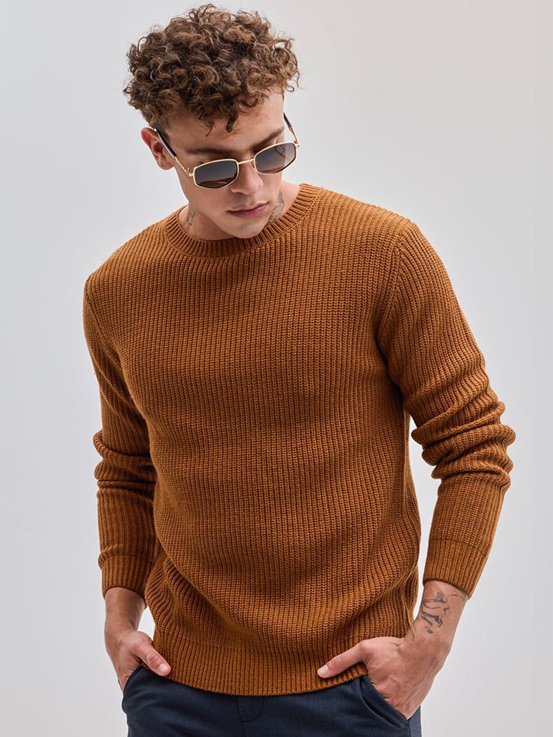 

Snitch Men Long Sleeves Pullover, Brown