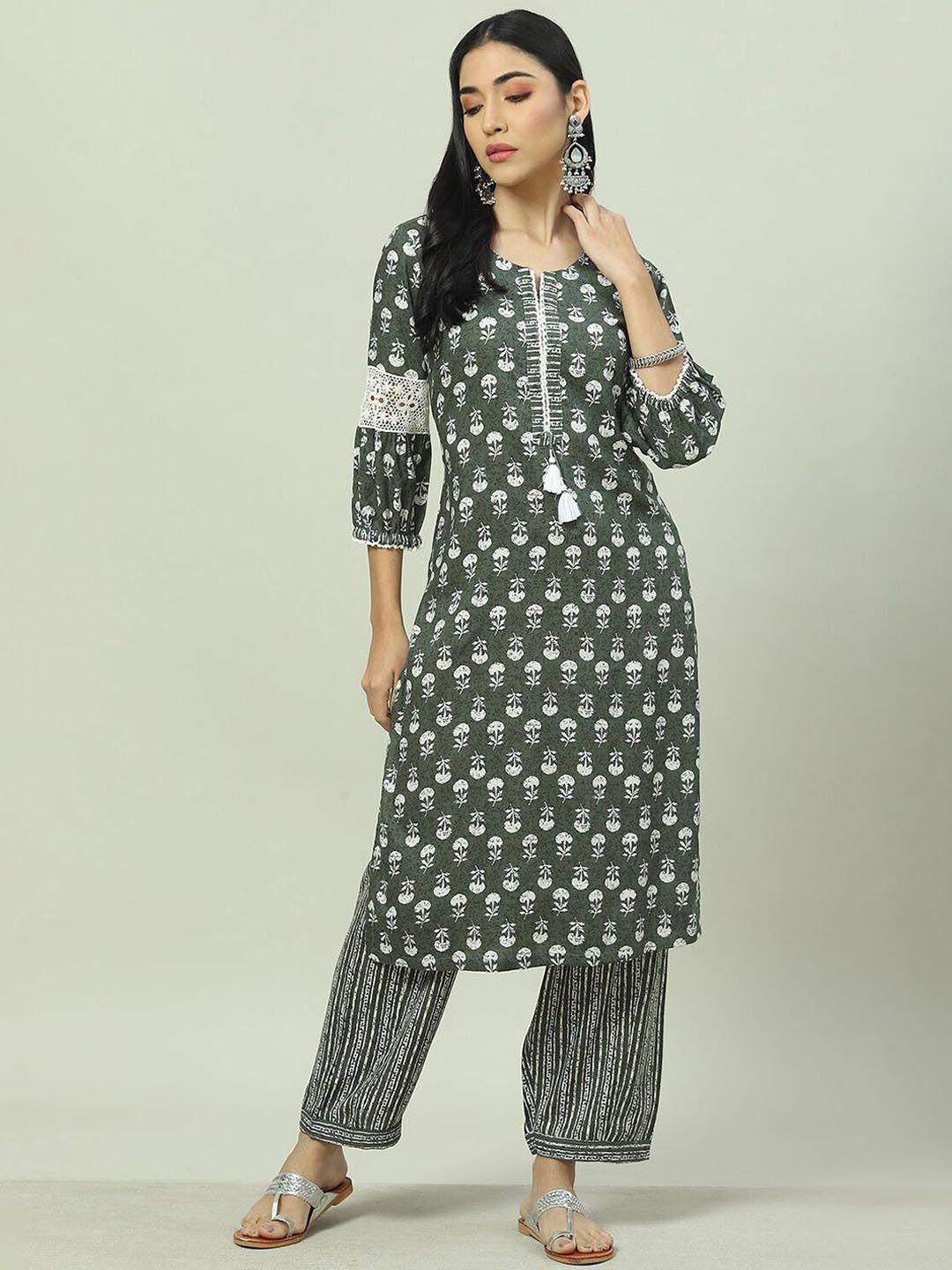 

Rangriti Floral Printed Straight Kurta With Trousers, Olive