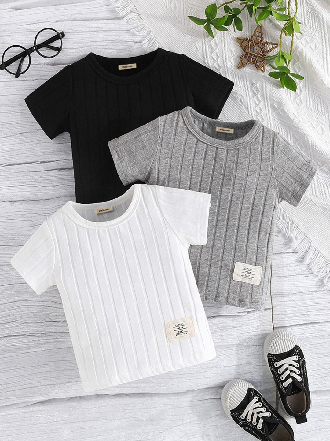 

INCLUD Boys 3 Pockets T-shirt, Multi
