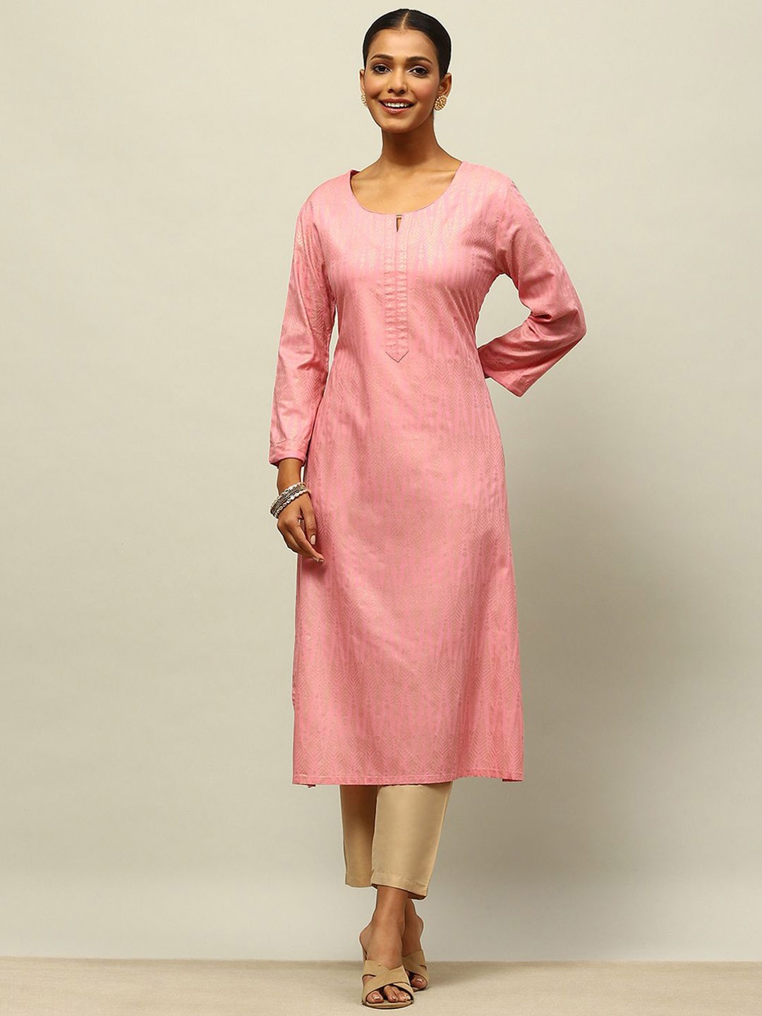 

Rangriti Ethnic Motifs Printed Keyhole Neck Straight Kurta With Trouser, Pink