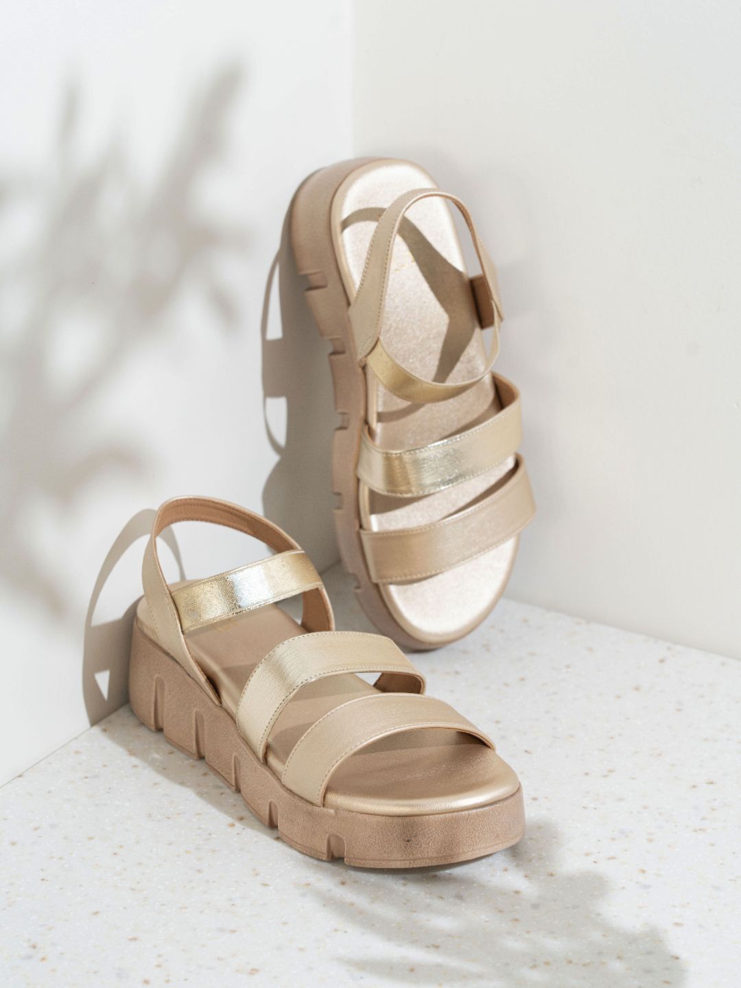 

Inc 5 Women Party Wedge Sandals, Gold