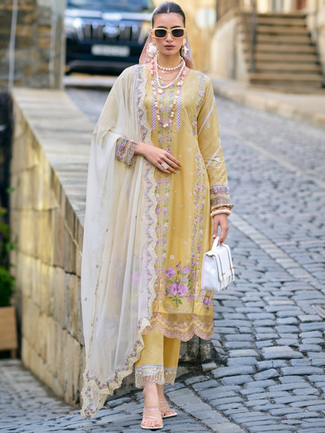 

AUTUMN LANE Floral Embroidered Regular Pure Cotton Straight Kurta with Trousers & Dupatta, Yellow