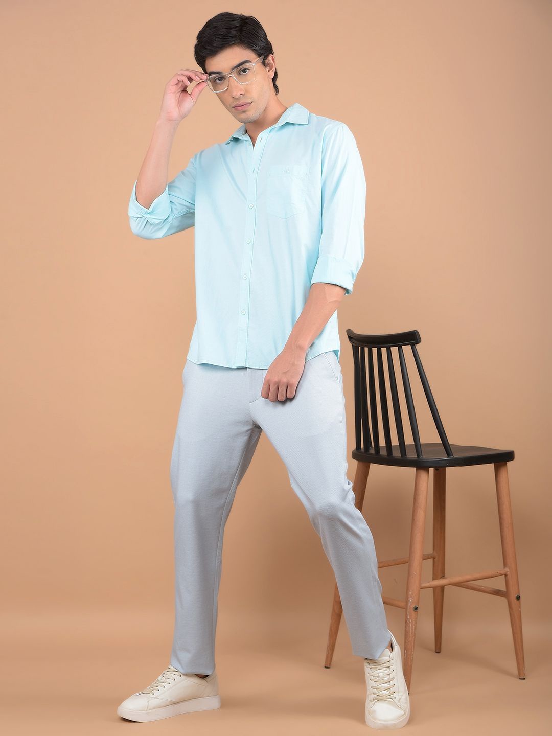 

Crimsoune Club Men Spread Collar Solid Cotton Slim Fit Casual Shirt, Blue