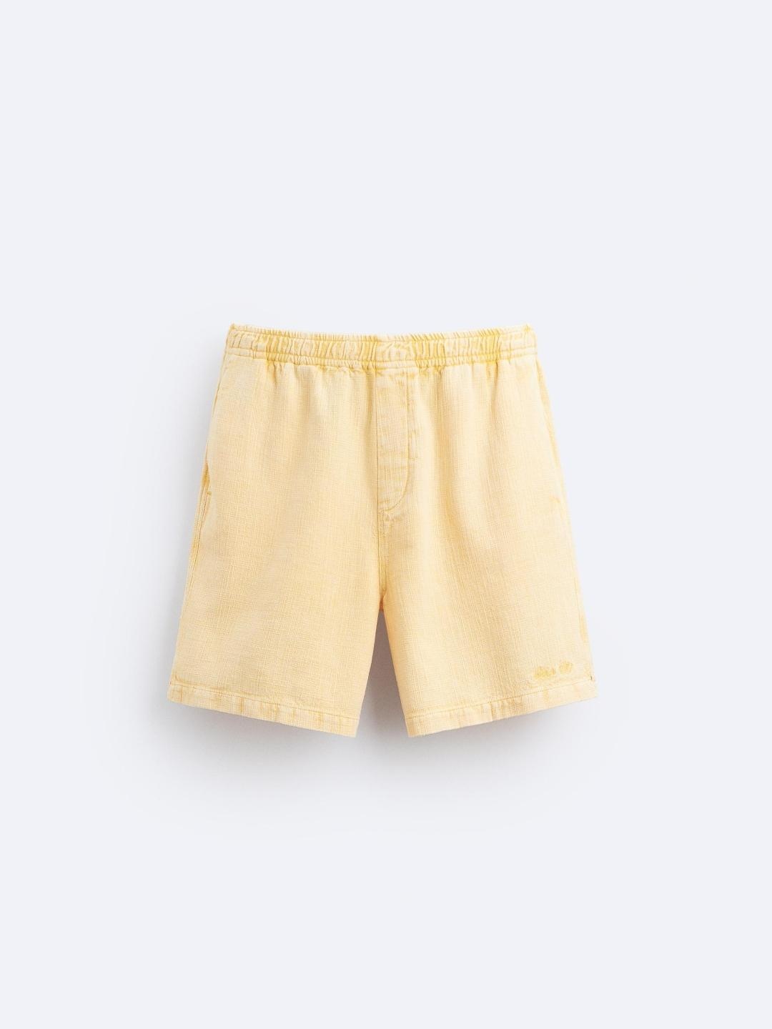 

ZARA Men Orange Shorts