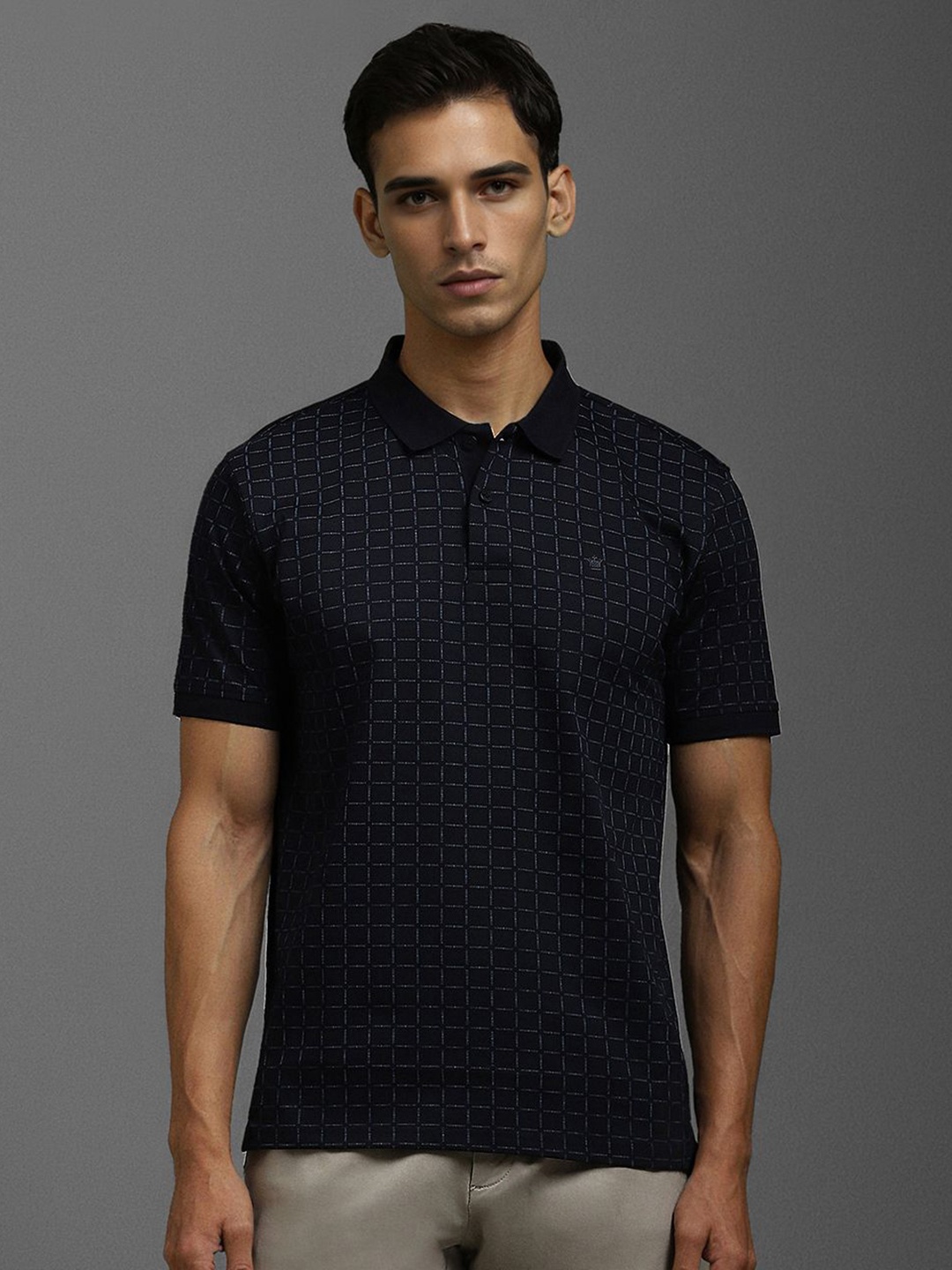 

Louis Philippe Men Printed Polo Collar Pockets T-shirt, Black