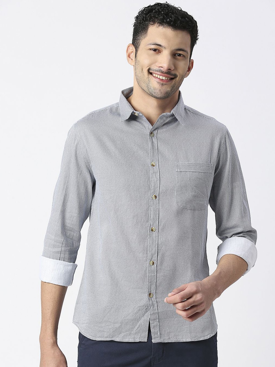 

SNX Men Spread Collar Solid Cotton Casual Shirt, Grey