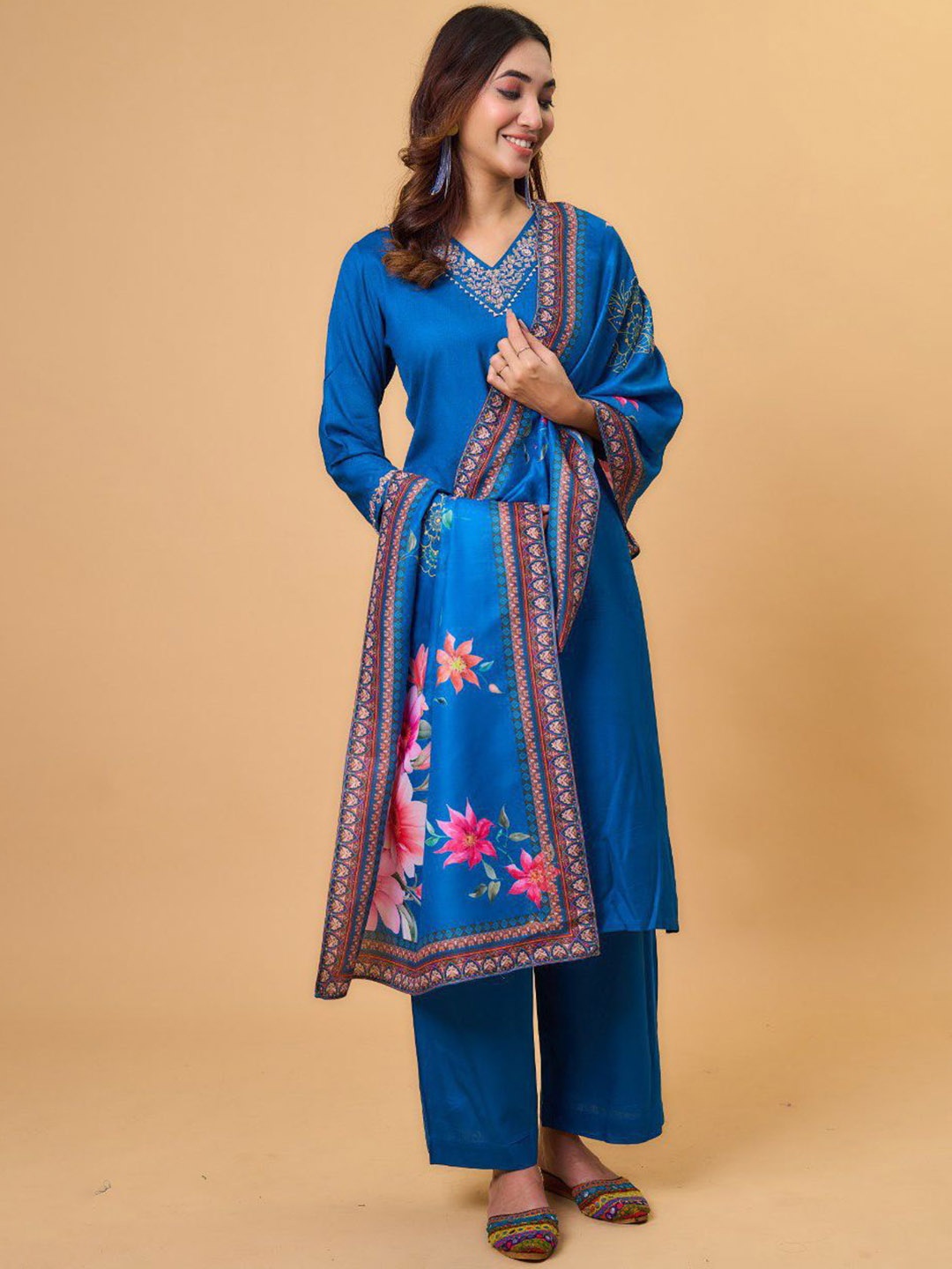 

LADY SHOPI Floral Yoke Design Gotta Patti Chanderi Silk Kurta with Trouser & Dupatta, Blue