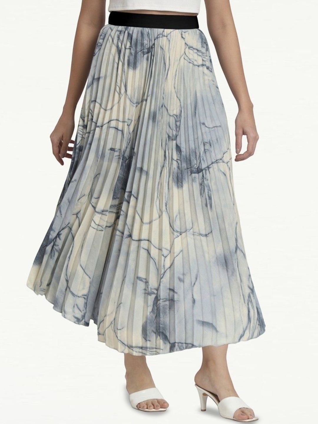 

Krunal Raiyani Women Graphic Printed Flared Maxi Skirt, Blue
