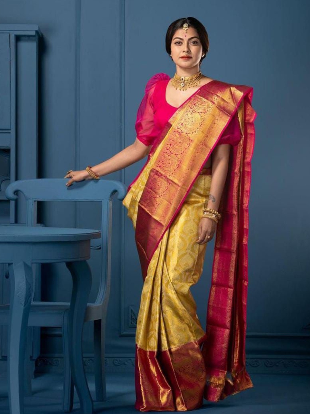 

KALINI Ethnic Motifs Woven Design Zari Pure Silk Kanjeevaram Saree, Gold