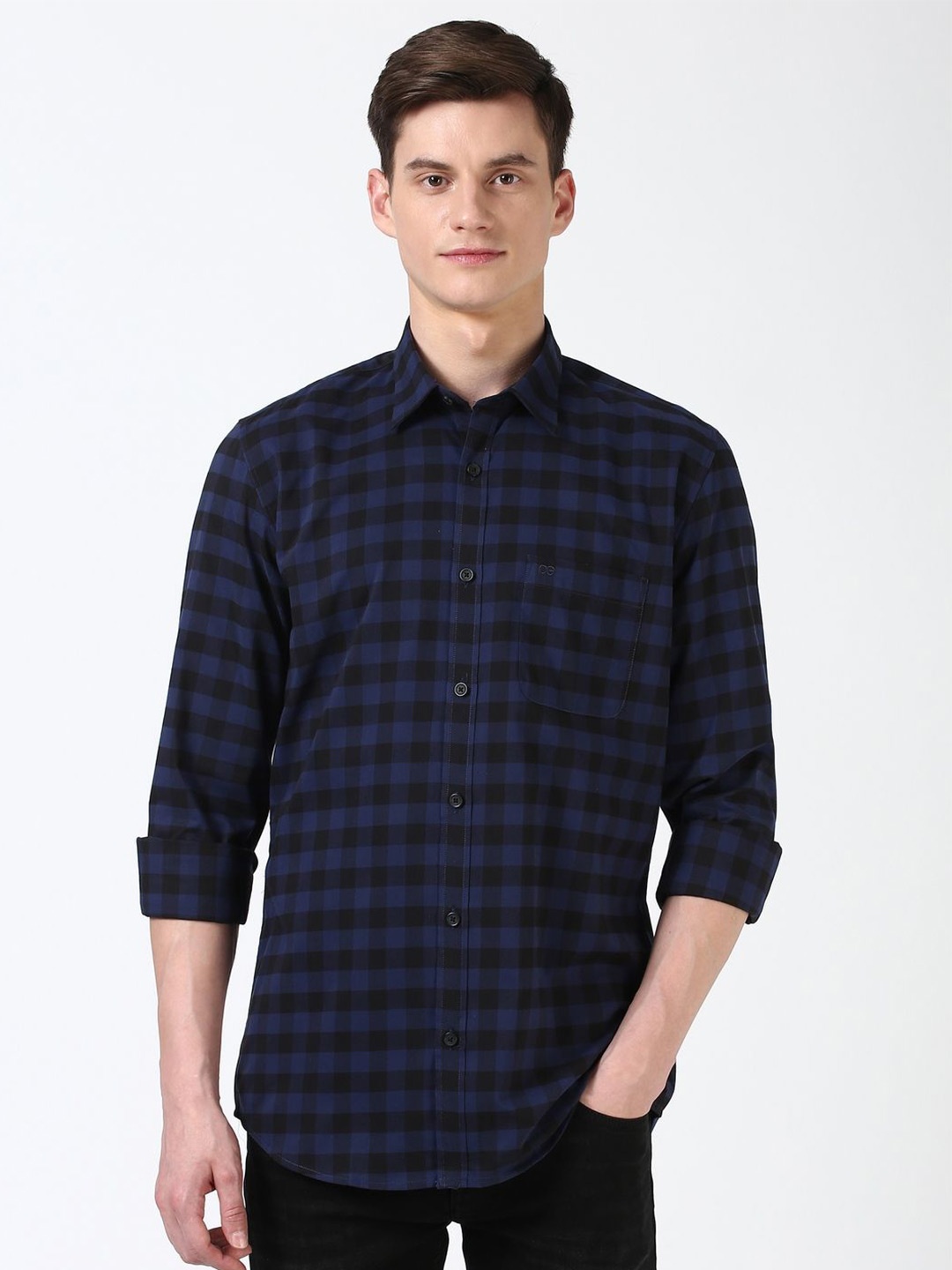 

Peter England Casuals Men Slim Fit Opaque Checked Casual Shirt, Navy blue