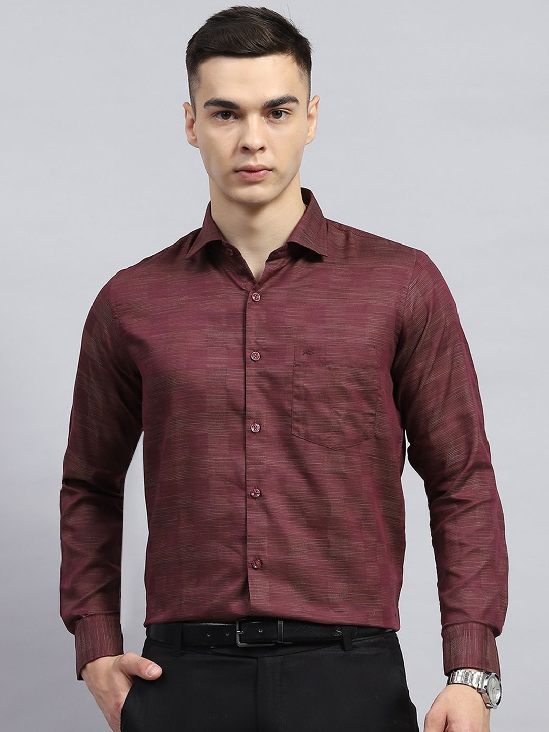 

Monte Carlo Men Spread Collar Checked Cotton Formal Shirt, Maroon