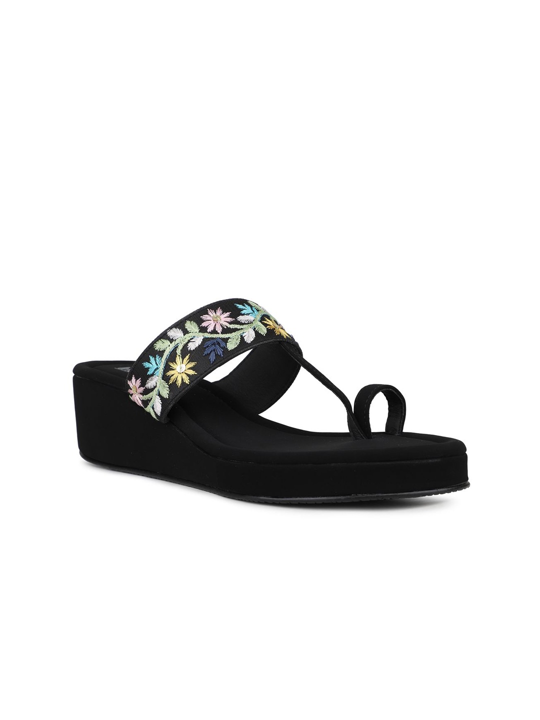 

Inc 5 Women Embellished Ethnic Wedge Heels Sandals, Black
