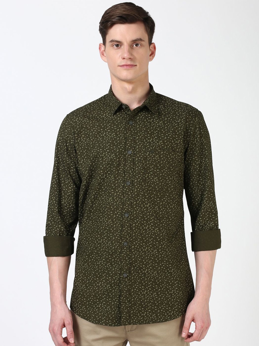 

Peter England Casuals Men Slim Fit Floral Opaque Printed Casual Shirt, Olive