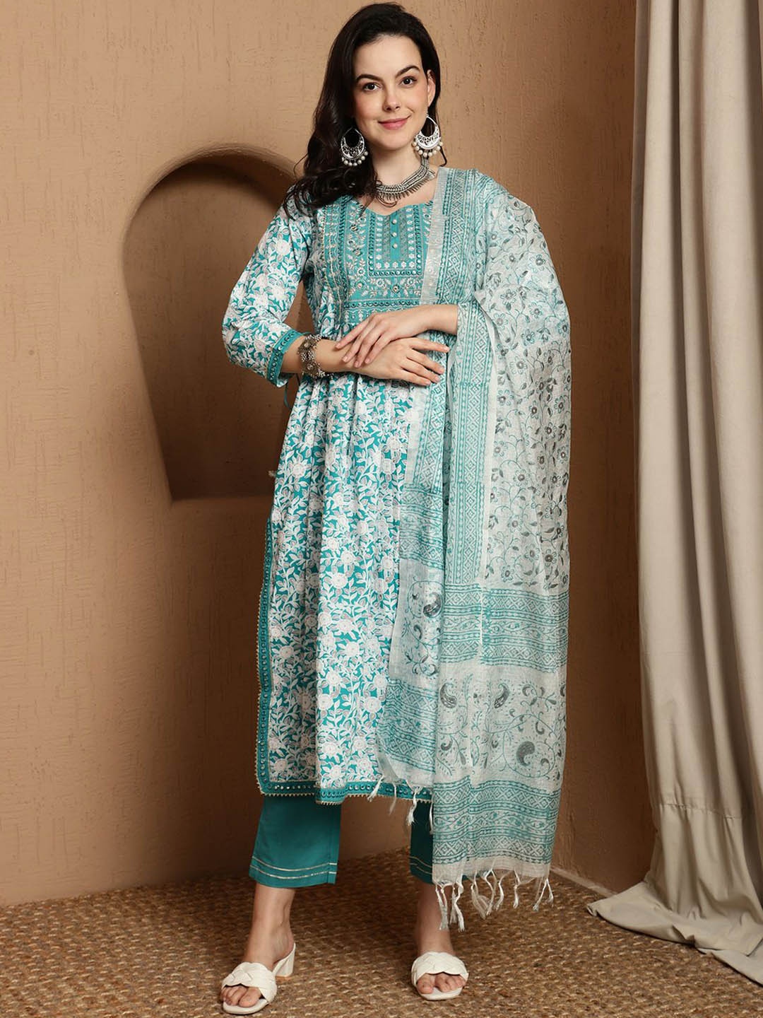 

Sangria Floral Printed Pure Cotton Anarkali Kurta & Trousers With Dupatta, Turquoise blue