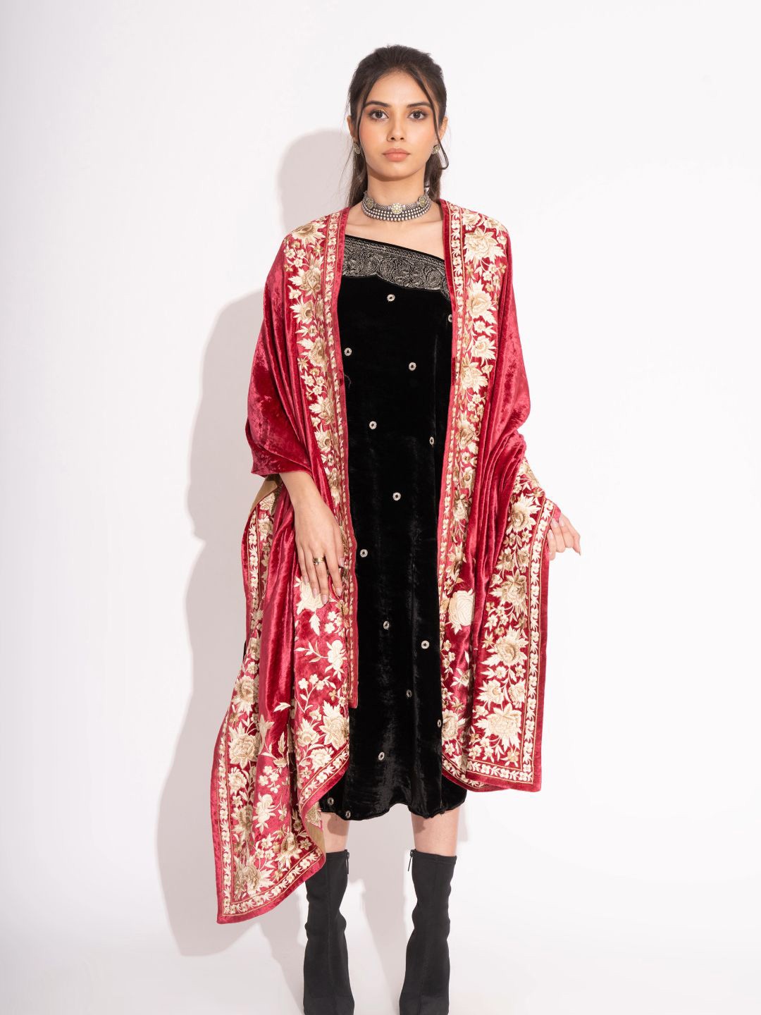 

HOUSE OF INARI Women Embroidered Stole, Pink
