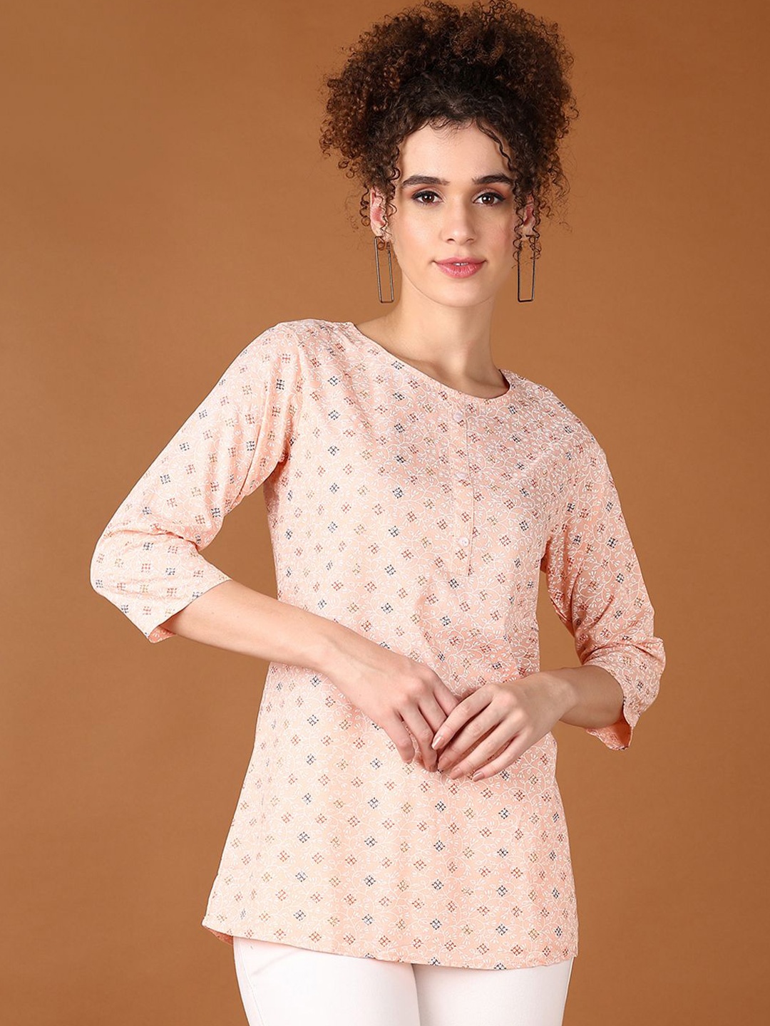 

V-Mart Printed Round Neck Three-Quarter Sleeves Tunic, Peach