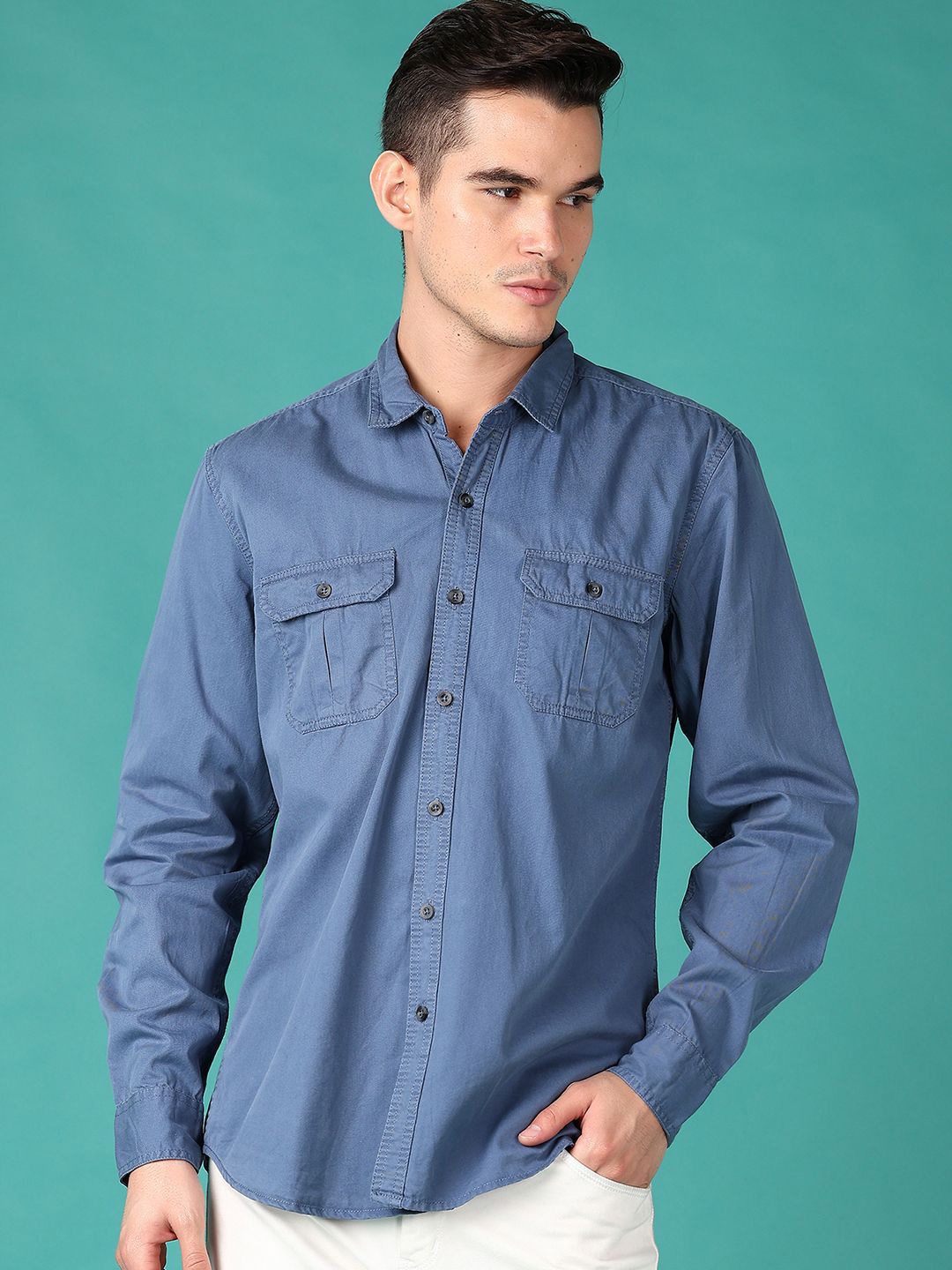 

V-Mart Men Spread Collar Solid Cotton Slim Fit Casual Shirt, Navy blue