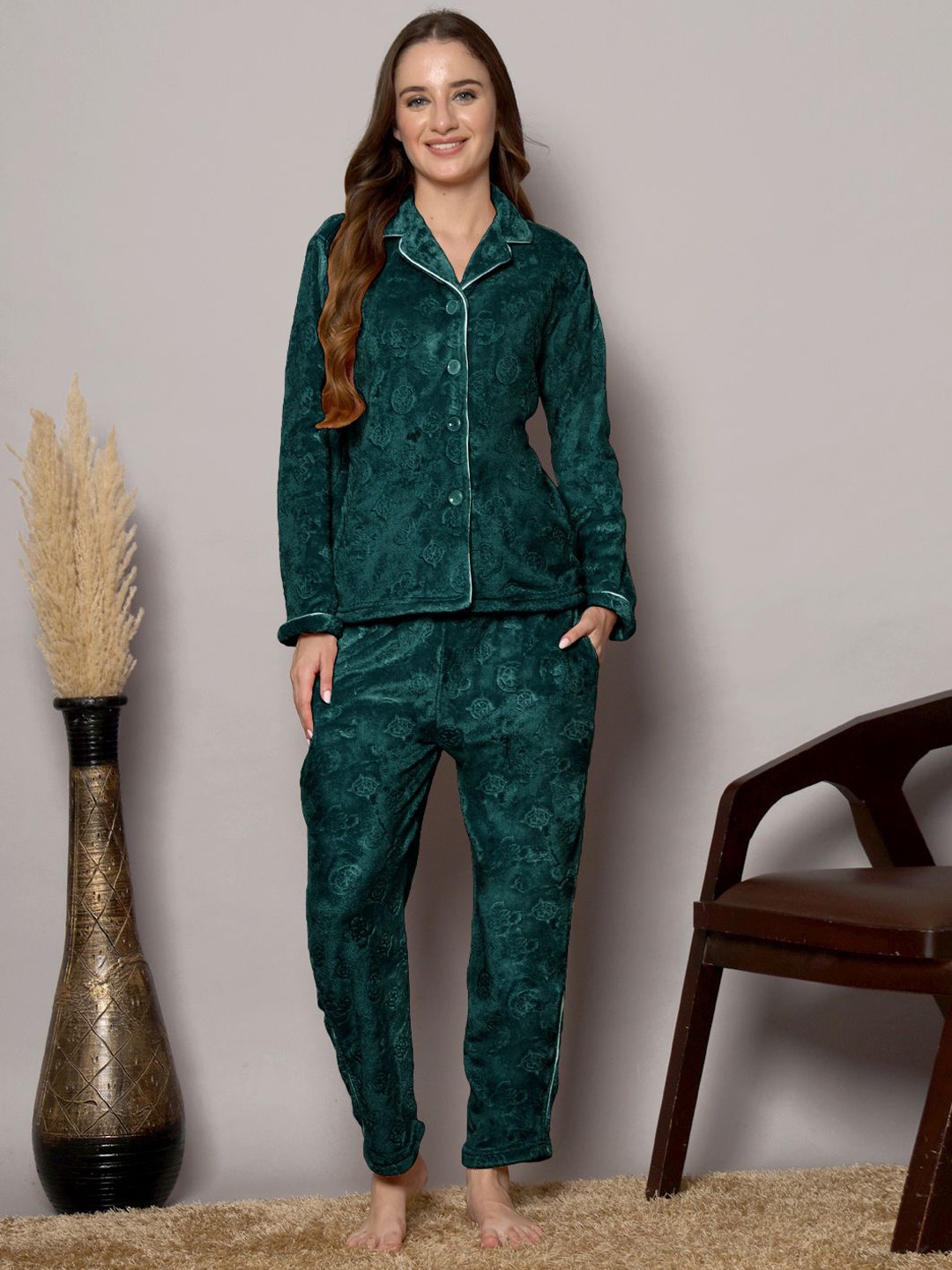 

FABINALIV Geometric Embossed Lapel Collar Winter Night Suit, Green